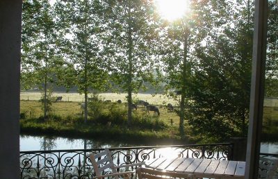 Superbes Gîtes d'étape de randonnée dans l'Yonne au Domaine du Moulin Rouge à Saint Martin sur Ouanne